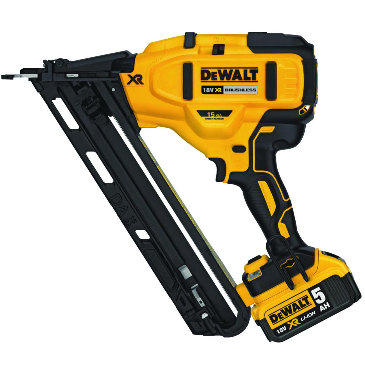 Spikpistol DEWALT DCN650P2 - SPIKPISTOL DEWALT DCN650P2 18V KOLBORSTFRI 15GA 2X5AH