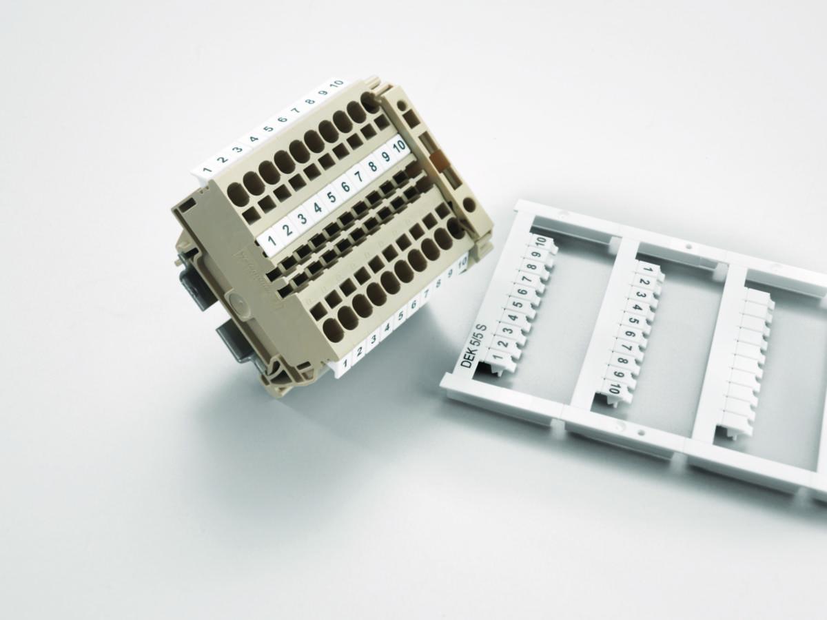 Märkskyltar Dekafix 5 FWZ 1-200, L1-PE - MÄRKKARTA DEK 5FWZ 21-30 50TKN ARK = 50ST