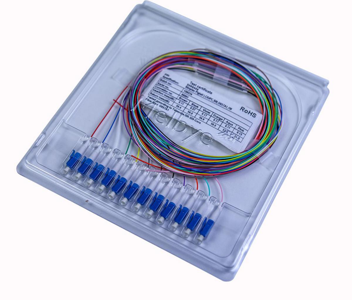 Pigtail SM G657A 12-pack, 12 färger enligt S12 och EIA/TIA - PIGTAIL SM LC/UPC 1.0M 12-PACK