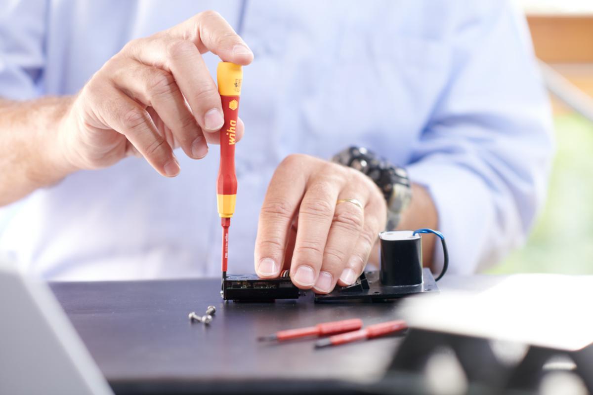 Elektronikbitsskruvmejsel Wiha PicoFinish slimVario - ELEKTRONIKBITSSKRUVMEJSEL WIHA PICOFINISH SLIMVARIO 1000V