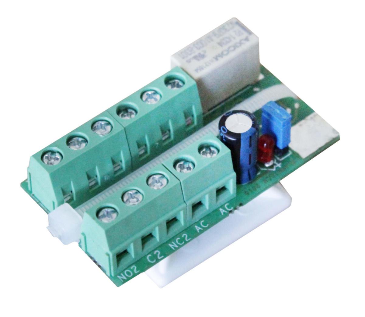 Reläkort, RC 4, för AC- eller DC-matning - RELÄKORT AC/DC 2 X VÄXLANDE RC 4