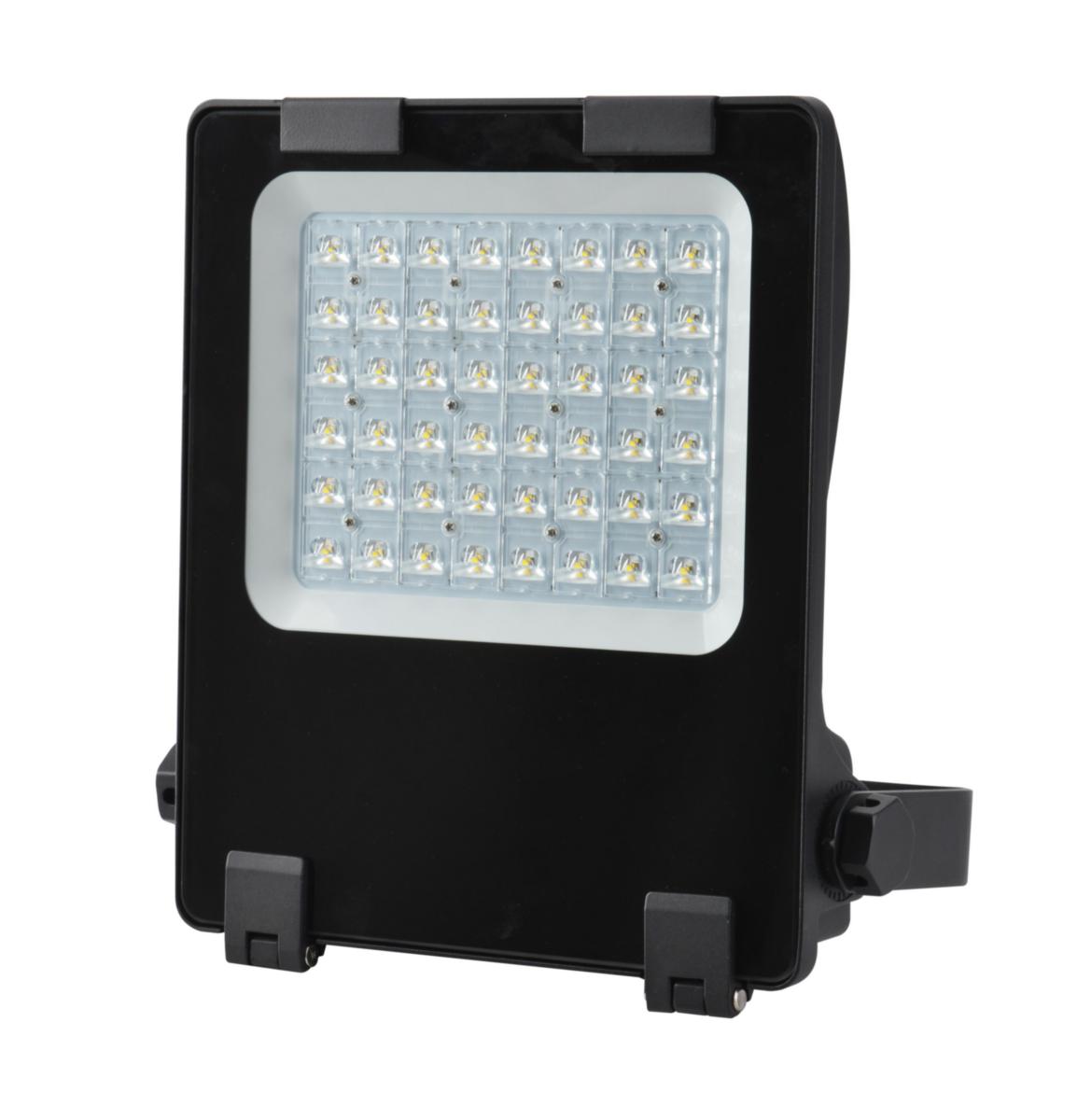 Strålkastare Zatt Lins LED - STRÅLKASTARE ZATT LINS 100W ZATT LINS 100W