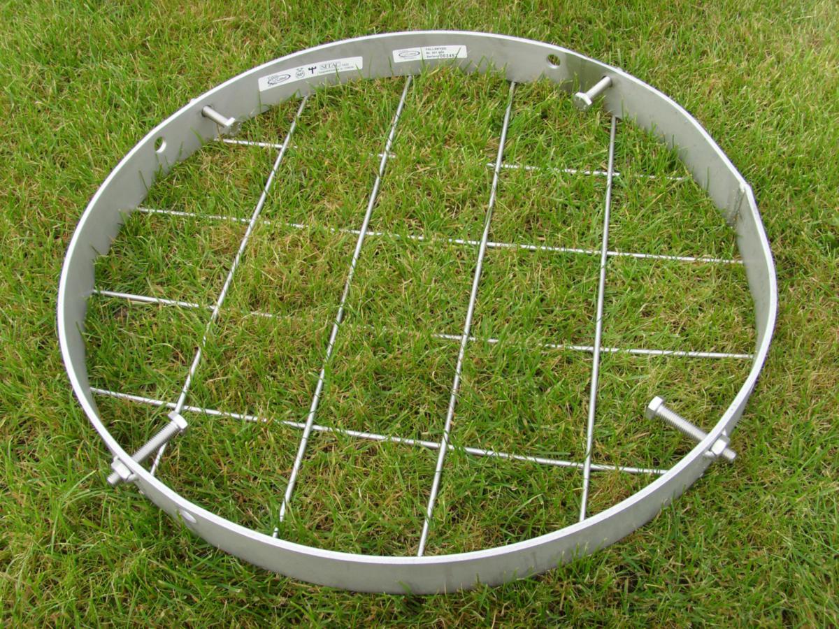 Fallskydd ISP, stigarör plast och betong - 575-645 ISP FALLSKYDD FÖR PLAST- OCH BETONGBRUNNAR 600
