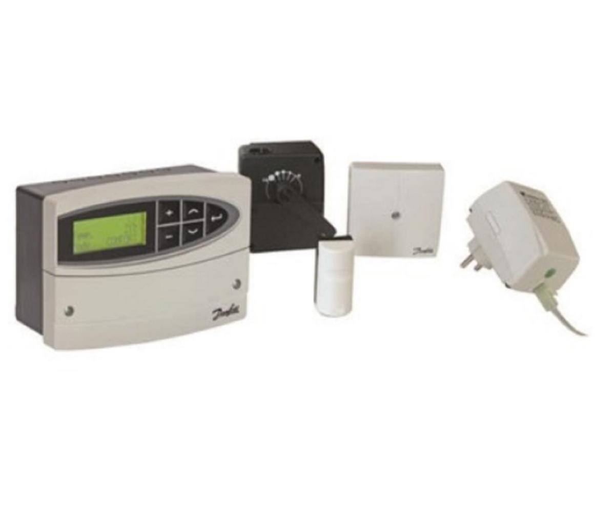 Shuntautomatik villasystem ECL Comfort 110, Danfoss - ECL C-110 VILLAPAKET DANFOSS SHUNTAUTOMATIK 24V