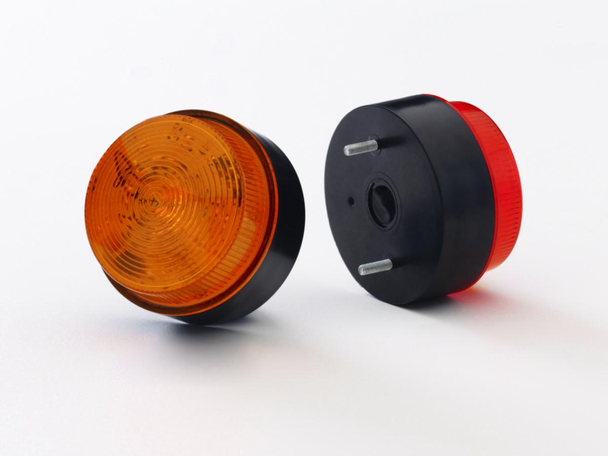 Blixtljus xenon kompakt med låg strömförbrukning - BLIXTLJUS 24VDC RÖD 40MA IP67 X80-01-02